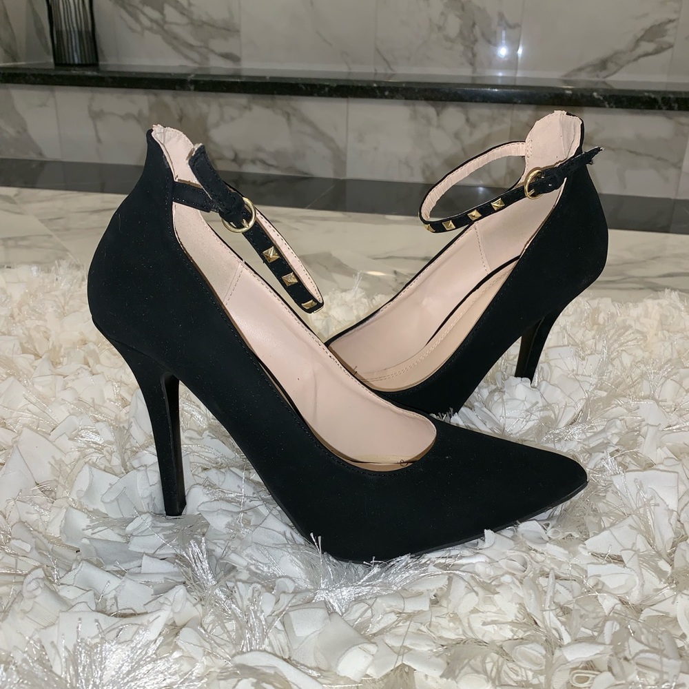 Charlotte Russe strappy pointed-toe heel